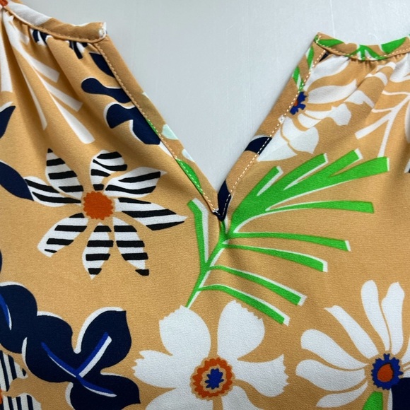 NWOT Cabi Island Mod Floral Style #6296 Blouse Tangerine Green Black White - Picture 6 of 7